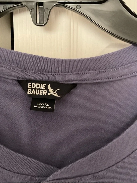 Eddie Bauer Men’s Purple Short-Sleeve Henley Tee - Picture 2 of 10